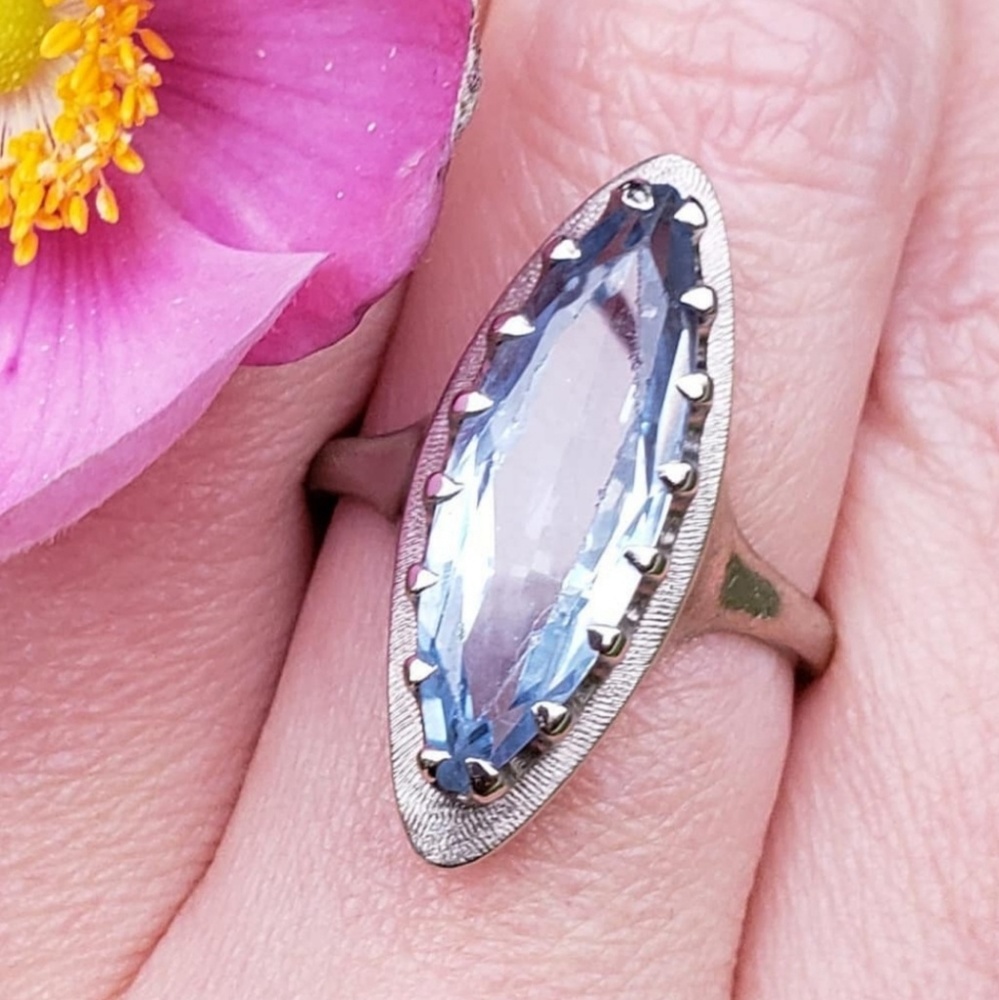 Antique Blue Spinel Navette Ring. White Gold.